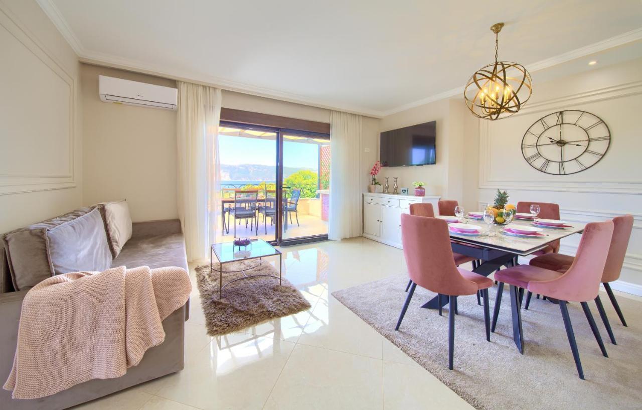 Luxury Apartments Villa Stina ปิเนซิตซี ภายนอก รูปภาพ
